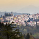 Renaissance Tuscany_vista su Barga