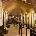 Podere Casanova Wine Art Shop 3
