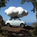 Cloud Fiat 500, Gabriele Picco, scultura in materiale vario, courtesy of Giuliano Radici