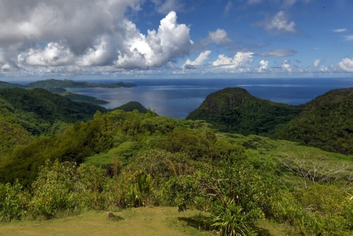 Seychelles Trekking